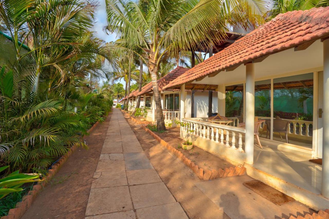 Morjim Holiday Beach Resort Kültér fotó